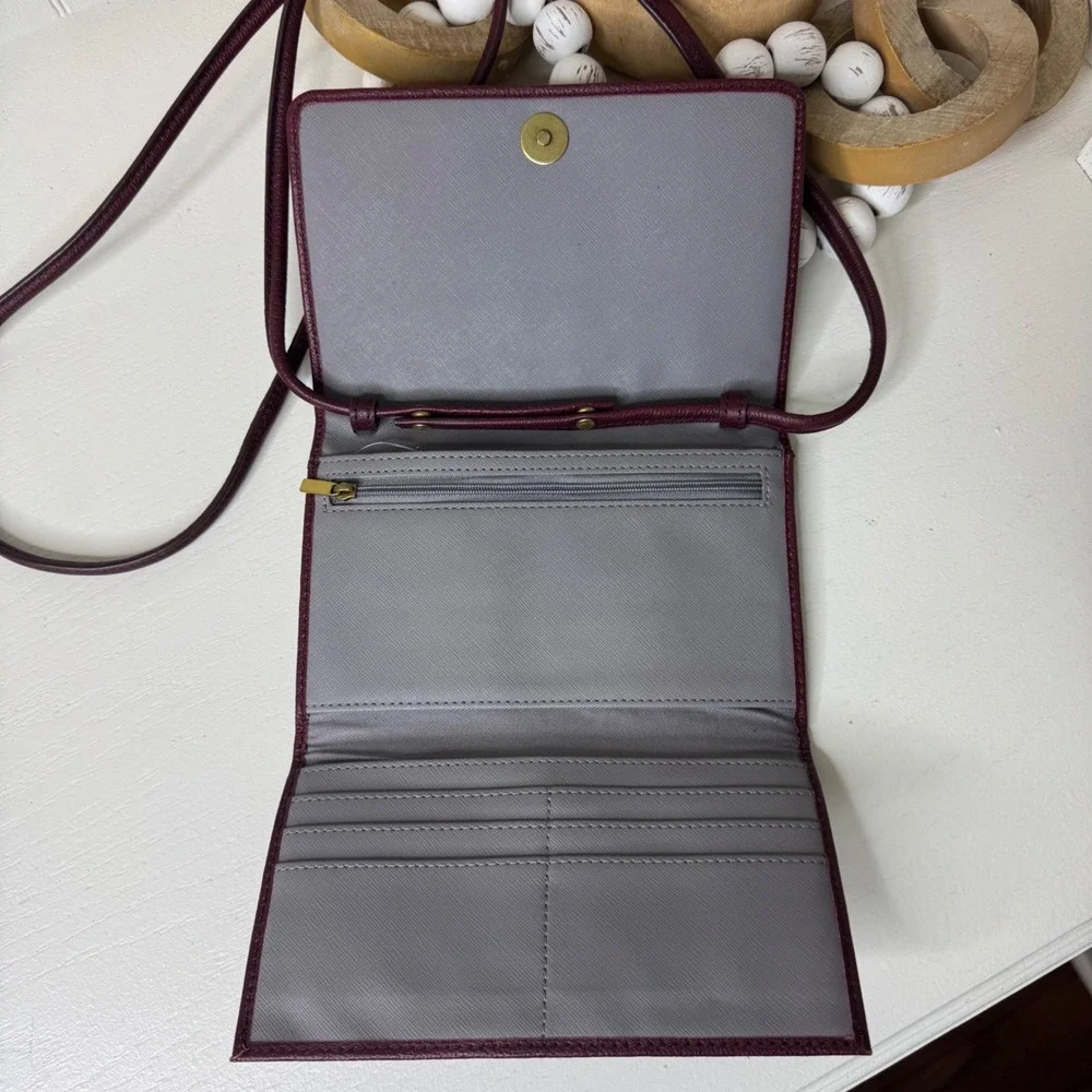 Fossil Collette String Wallet Cabernet Leather Grommet Crossbody SWL1870607 NEW
